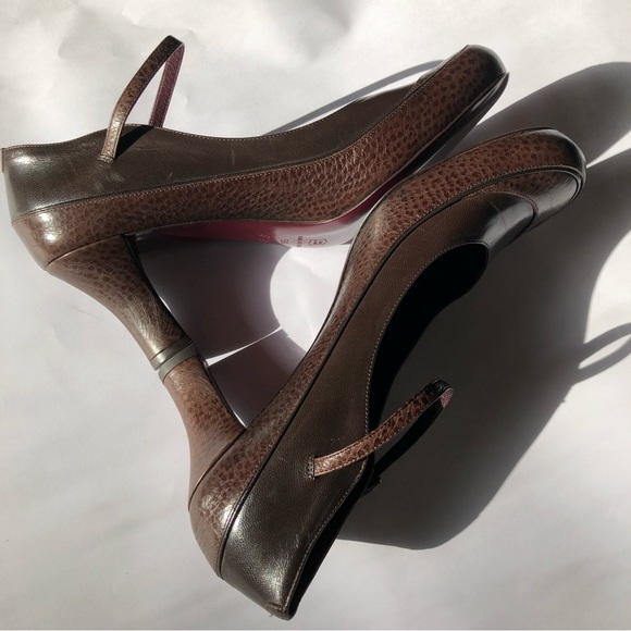 Via Spiga finely crafted Italian leather pump w/ ankle strap. Brown. Mary Jane. - Picture 9 of 14